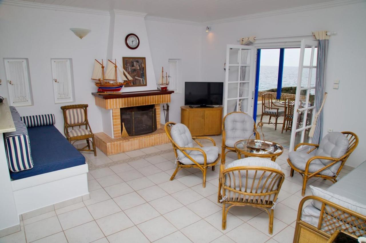 Aroura Homes 4Br Beachfront Villa Spétses Zewnętrze zdjęcie