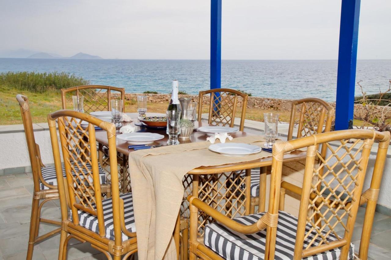 Aroura Homes 4Br Beachfront Villa Spétses Zewnętrze zdjęcie