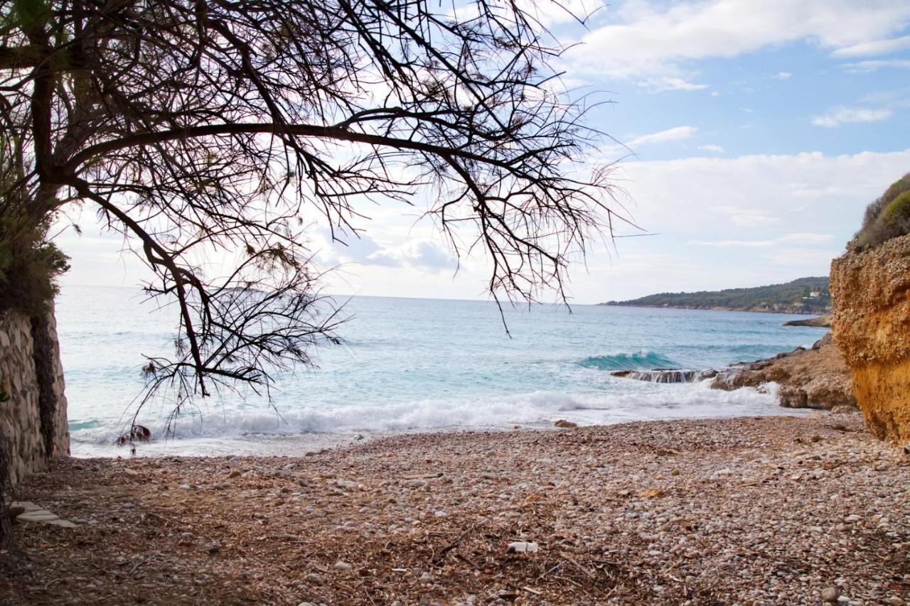 Aroura Homes 4Br Beachfront Villa Spétses Zewnętrze zdjęcie