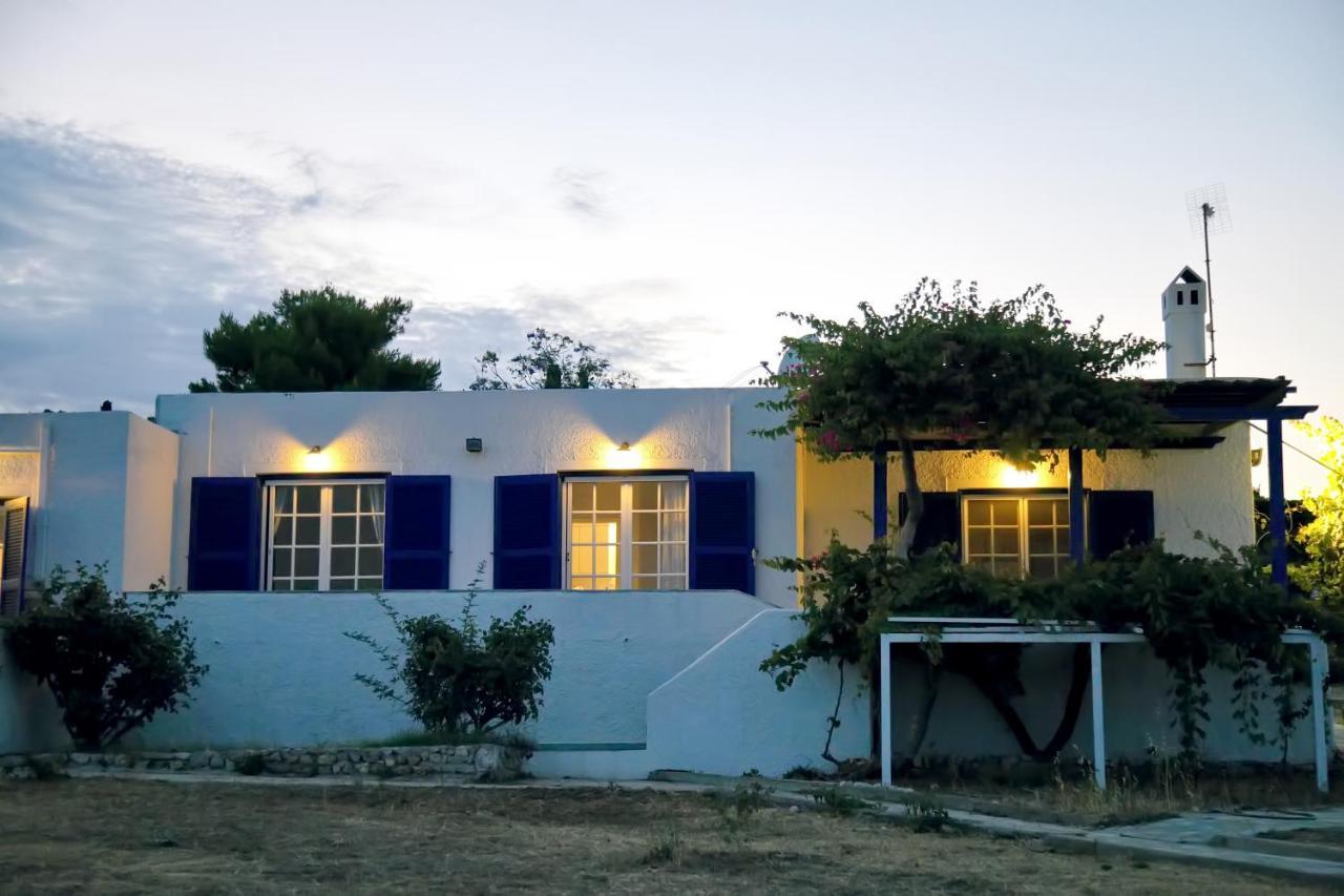 Aroura Homes 4Br Beachfront Villa Spétses Zewnętrze zdjęcie