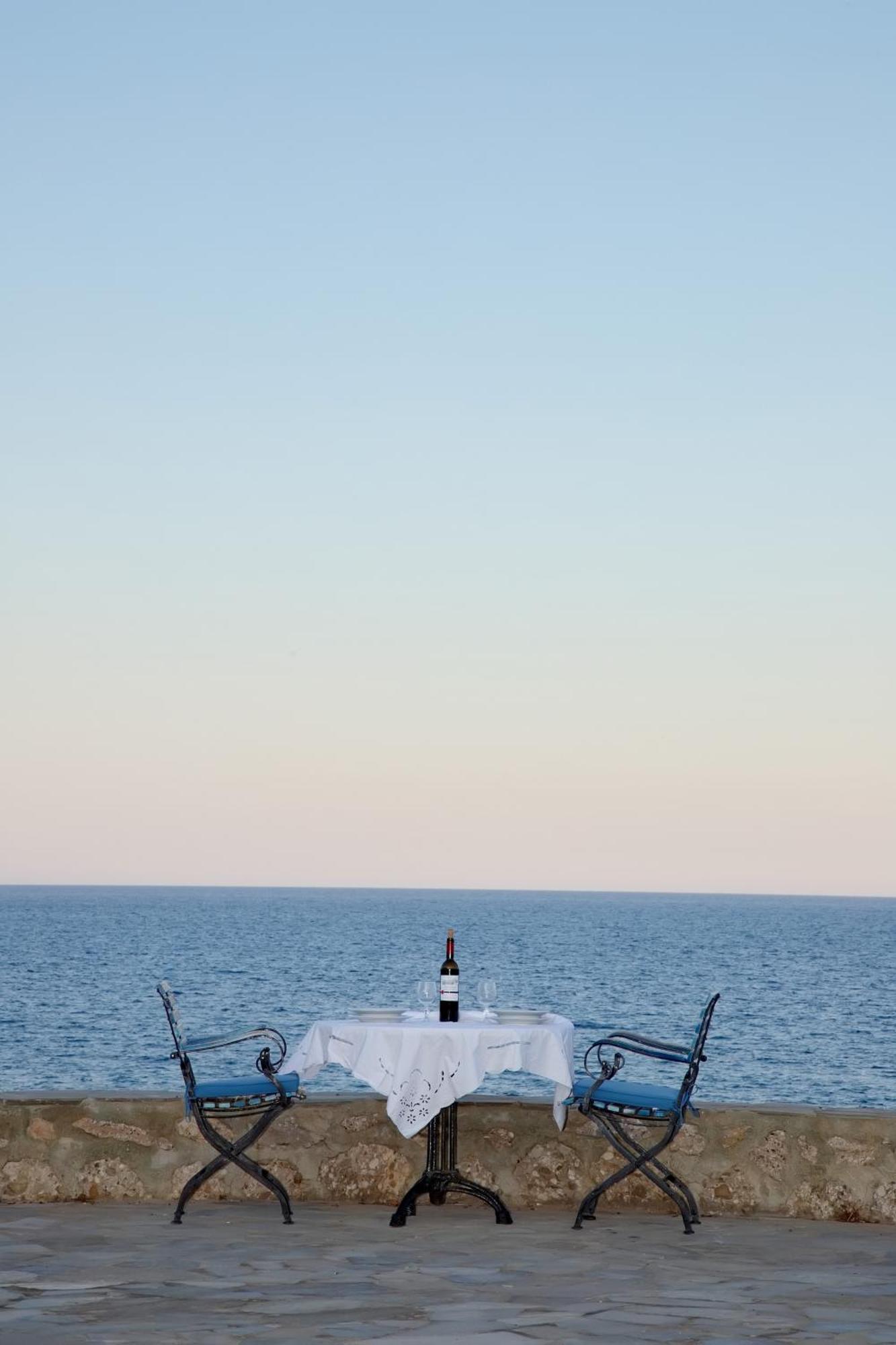 Aroura Homes 4Br Beachfront Villa Spétses Zewnętrze zdjęcie